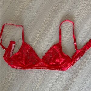 Lounge little Red Lace Bralette
